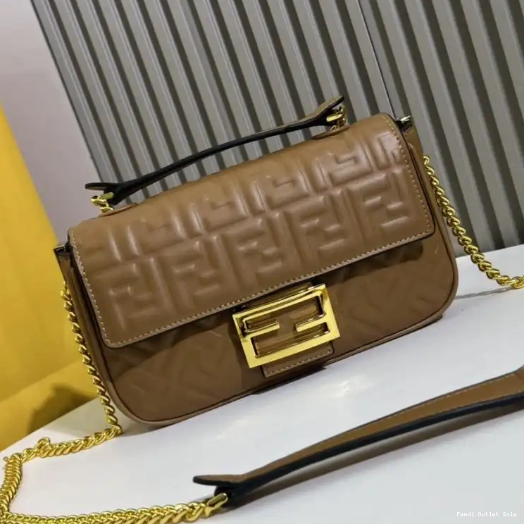 Affordable In Brown Leather Chain Midi Fendi Bag FF Nappa Motif Baguette 0524